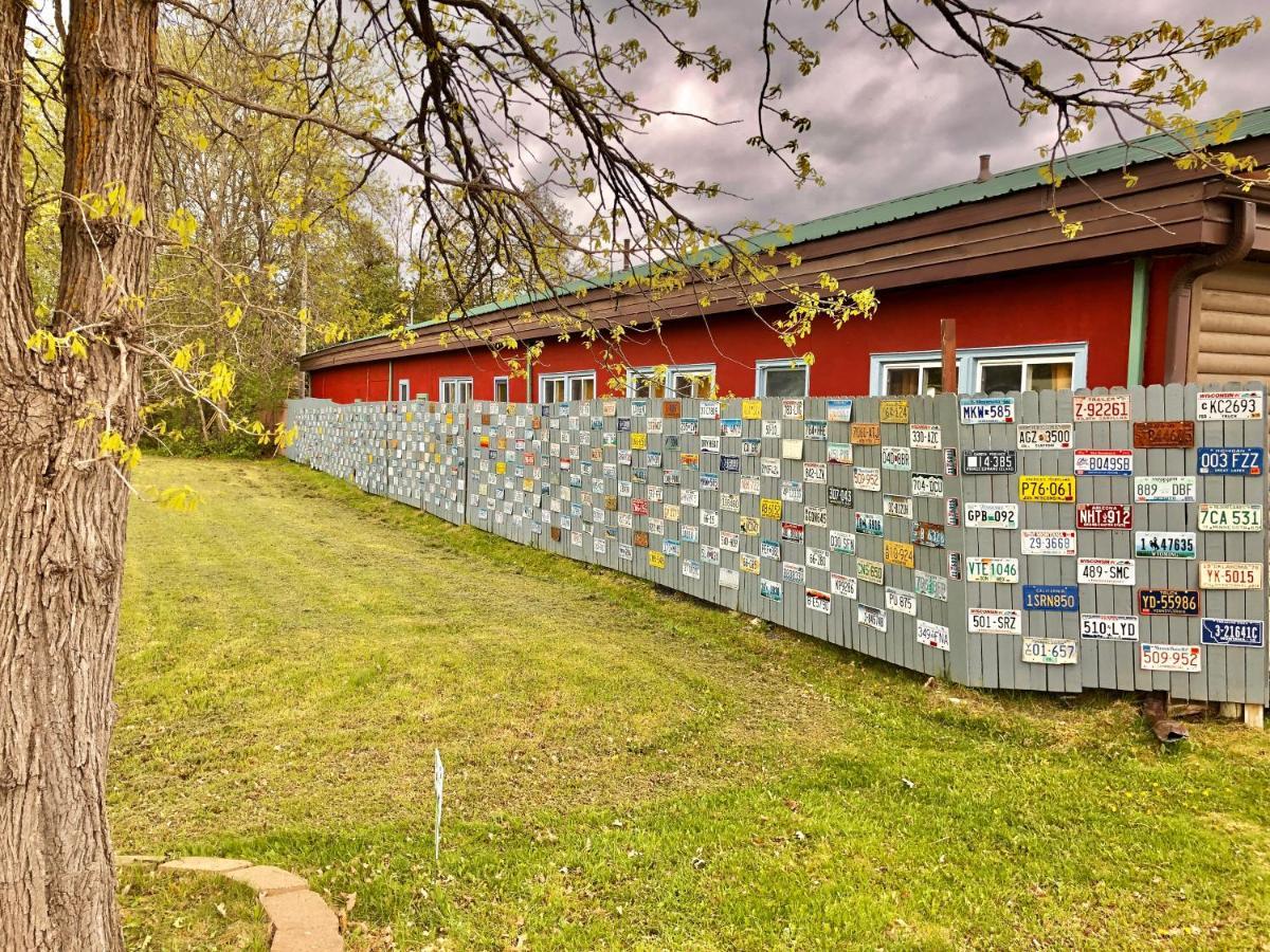 Hilltop Lodge And Cabins International Falls Zewnętrze zdjęcie